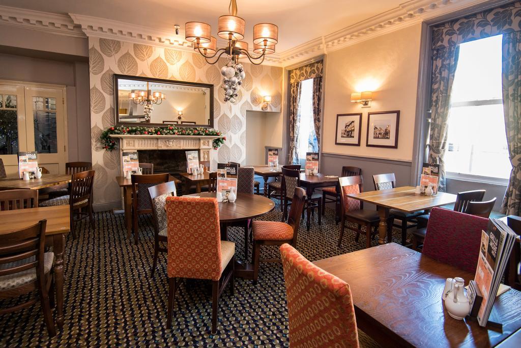 The Wellington Hotel Brecon Buitenkant foto